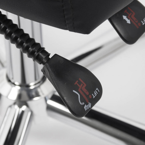 Директорски стол в черен цвят.